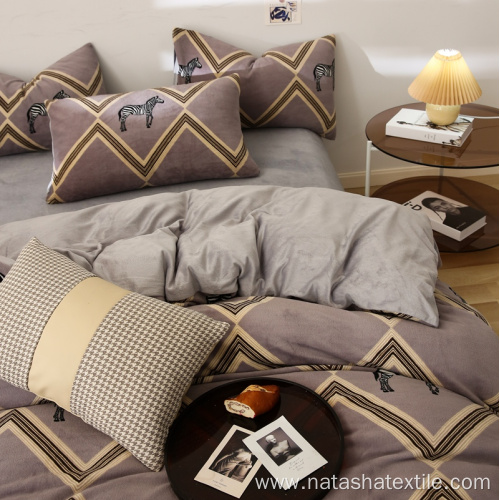 Modern simple style printing velvet fabric bed linings